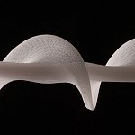 Люстра горизонтальная с волнистым белым плафоном Golden Swirl варинант исполнения - 7 | Loft Concept в Волгограде