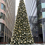 Уличная Новогодняя Ель с золотыми шарами и звездой на вершине в комплекте варинант исполнения - 1 | Loft Concept в Волгограде