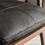 Кресло c каркасом из массива дерева и мягкой кожаной обивкой Walnut Armchair варинант исполнения - 7 | Loft Concept в Волгограде