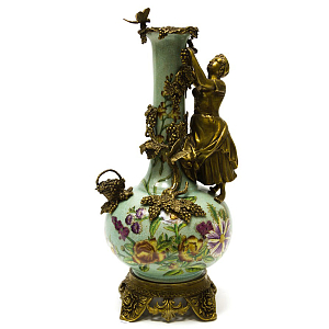 Фарфоровая ваза Grape Picker