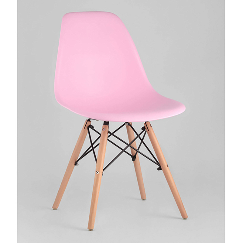 Пластиковый стул на ножках из массива бука Eames Pink Розовый Древесина в Волгограде | Loft Concept 