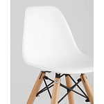 Пластиковый стул на ножках из массива бука Eames Small White варинант исполнения - 2 | Loft Concept в Волгограде
