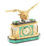 Часы настольные из натурального камня Малахит с декором в виде орла в подарочной коробке Eagle Stone Clock варинант исполнения - 2 | Loft Concept в Волгограде