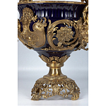 Чаша темно-синего цвета с фигурками ангелов и рельефным декором Eden Garden porcelain and bronze варинант исполнения - 3 | Loft Concept в Волгограде