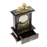 Часы настольные с декором в виде льва из натурального камня Нефрит Lion Stone Clock варинант исполнения - 3 | Loft Concept в Волгограде
