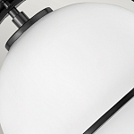 Потолочный светильник с плафоном в форме белого матового шара Hinkley варинант исполнения - 6 | Loft Concept в Волгограде