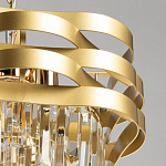 Люстра цвета матового золота с металлическими лентами и длинными прозрачными подвесками Gilded Waves варинант исполнения - 6 | Loft Concept в Волгограде