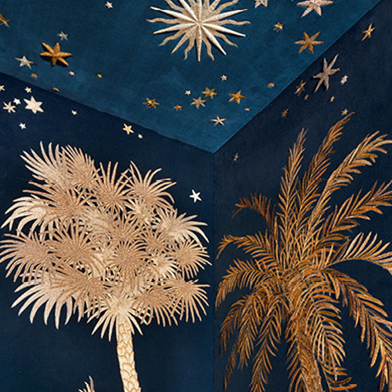 Обои с вышивкой ручной работы Deco Palms Original colourway on velvet  в Волгограде | Loft Concept 