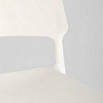 Пластиковый стул на ножках из массива бука Ferret White варинант исполнения - 9 | Loft Concept в Волгограде