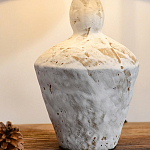 Настольная лампа с керамическим фактурным основанием и тканевым абажуром Eastern Tale варинант исполнения - 4 | Loft Concept в Волгограде