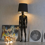 Лампа MALE MANNEQUIN LAMP с абажуром открытый позинг варинант исполнения - 3 | Loft Concept в Волгограде
