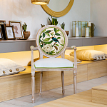 Стул с подлокотниками золотистый из бука с изображением птиц и цветов Blooming Birds варинант исполнения - 4 | Loft Concept в Волгограде