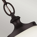 Подвесной светильник с белым стеклянным плафоном в форме шара на цепи Feiss варинант исполнения - 4 | Loft Concept в Волгограде