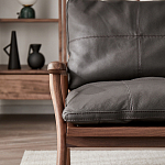 Кресло c каркасом из массива дерева и мягкой кожаной обивкой Walnut Armchair варинант исполнения - 10 | Loft Concept в Волгограде