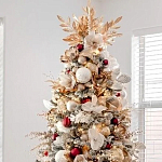 Заснеженная Новогодняя Ель с золотыми листьями и цветами в комплекте варинант исполнения - 2 | Loft Concept в Волгограде
