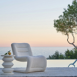 Кресло изогнутое с обивкой из ткани букле Smooth Bend Boucle Chair варинант исполнения - 6 | Loft Concept в Волгограде