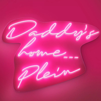 Категория товаров: Брендовые Дизайнерские неоновые лапы